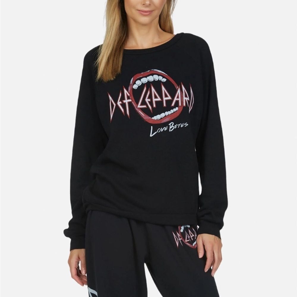 Lauren Moshi XS Noleta Love Bites Def Leppard Black Red Sweater Pullover Crew‎